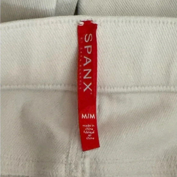 SPANX | Jean ish Ankle Leggings Denim Pull On Back Pockets 20018R EUC - Picture 8 of 10